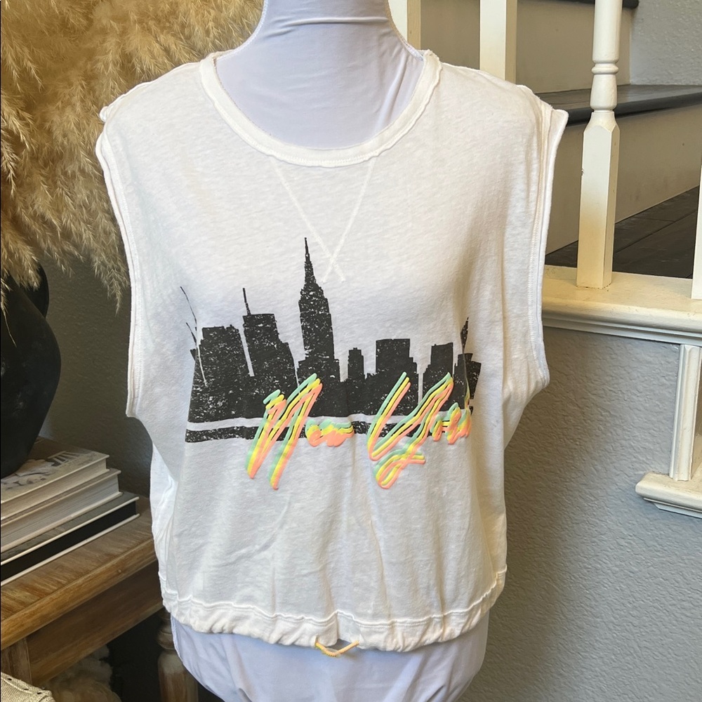 Free People Movement Heat Muscle Tee White Sleeveless Graphic Top Size Medium - Picture 3 of 7